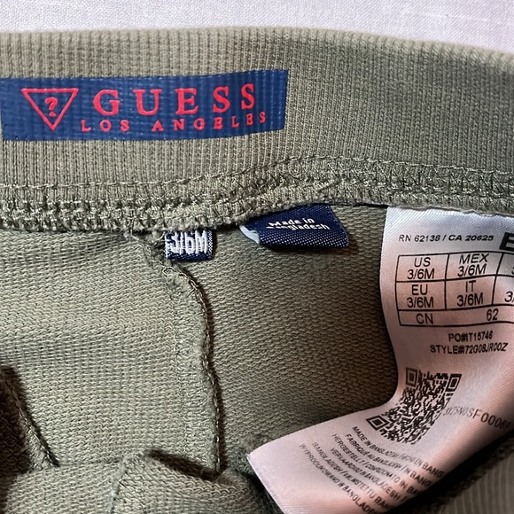 3-9M Guess clothes bundle - Picture 6 of 9